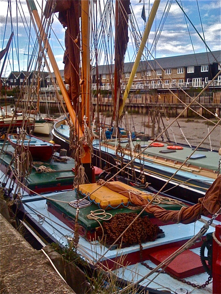 Sheldonseasidephoto Ship in the canal
