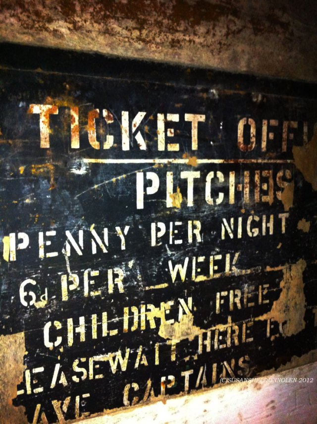 Photo of the rules of the cave camp