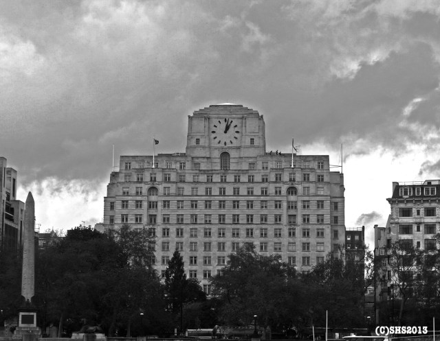 Art Deco along the river Thames