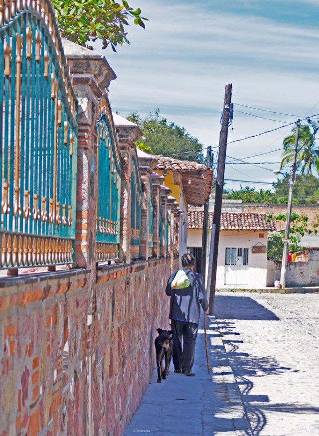 Susan Nolen's photograph of the Blind Potter of El Tuito