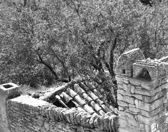 Stone houses, Gordes, France, susan sheldon nolen